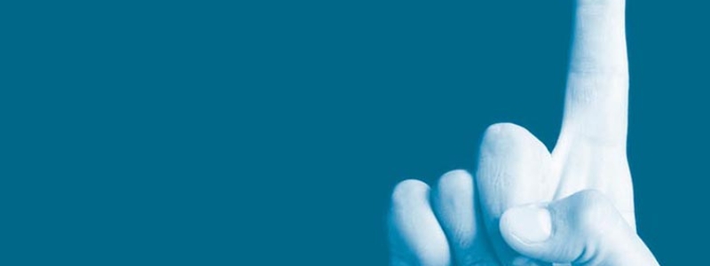 Finite Elemente Analyse über die Ausbreitung transienter Schwingungen bei der Nutzung von Handmaschinen