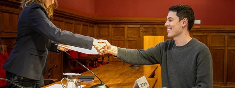 Narcís Vilar erhält den Antoni M. Badia i Margarit-Preis für seine Doktorarbeit